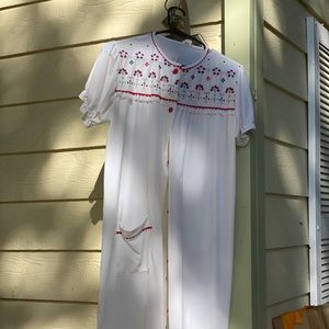 Folklore dress